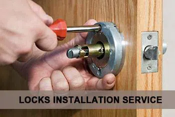 Capitol Locksmith Service Lake Worth, FL 561-692-4521 Capitol Locksmith Service Lake Worth, FL 561-692-4521 - lock-insta-sid-68-4mod
